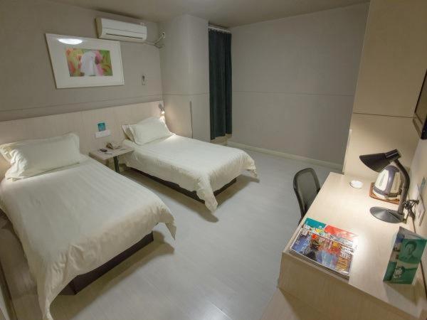Jinjiang Inn Shanghai Lu Jiabang Road Екстер'єр фото