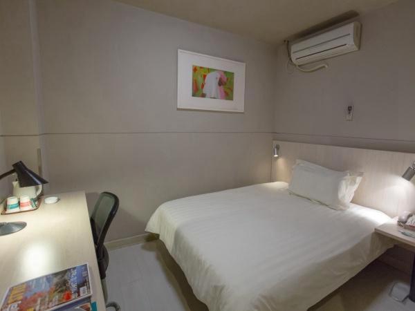Jinjiang Inn Shanghai Lu Jiabang Road Екстер'єр фото