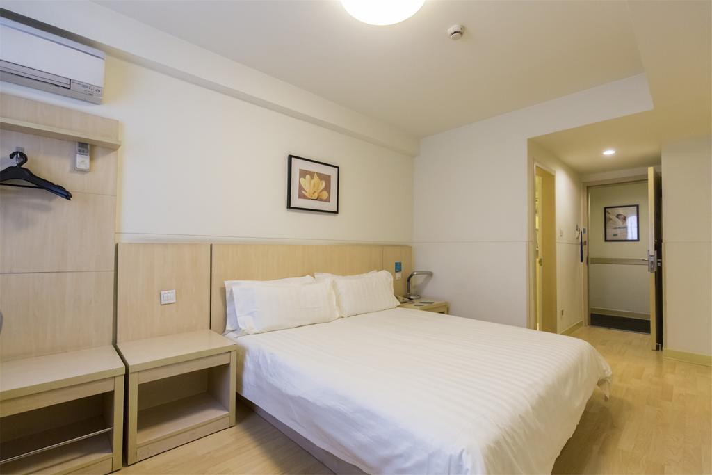 Jinjiang Inn Shanghai Lu Jiabang Road Екстер'єр фото