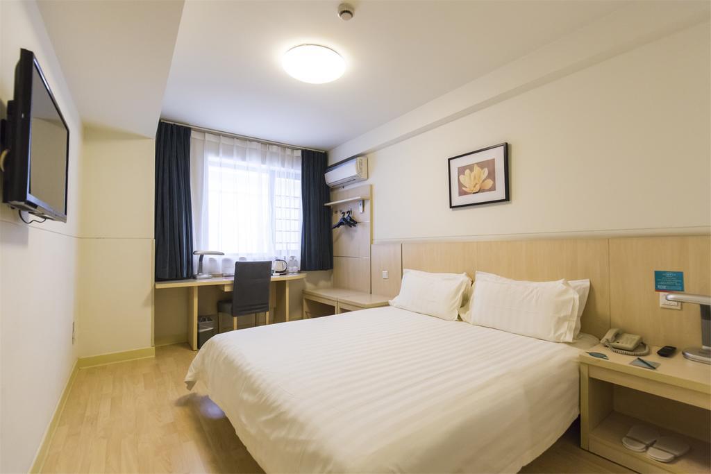 Jinjiang Inn Shanghai Lu Jiabang Road Екстер'єр фото