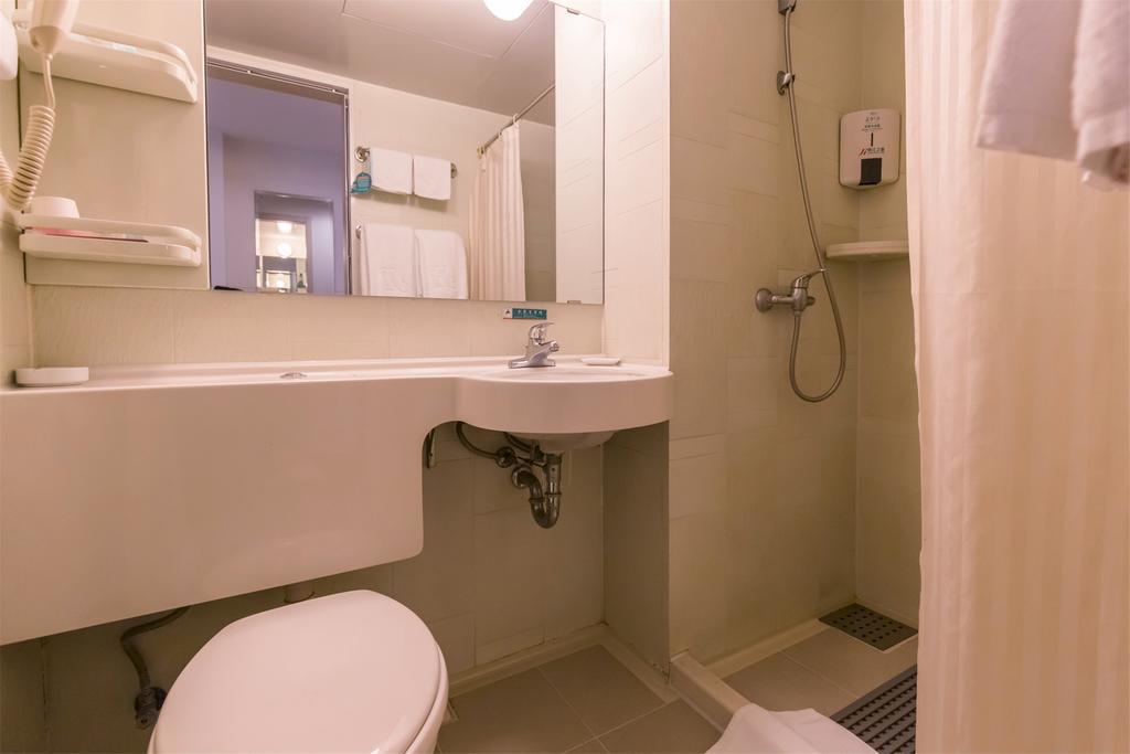 Jinjiang Inn Shanghai Lu Jiabang Road Екстер'єр фото