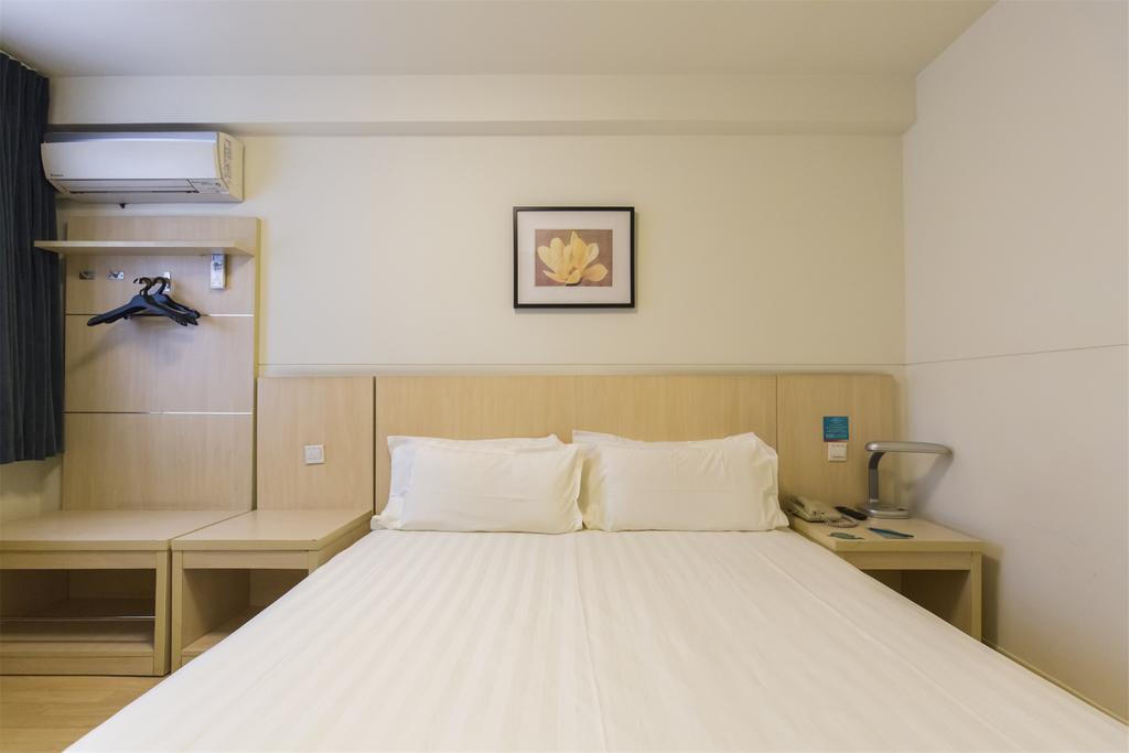 Jinjiang Inn Shanghai Lu Jiabang Road Екстер'єр фото
