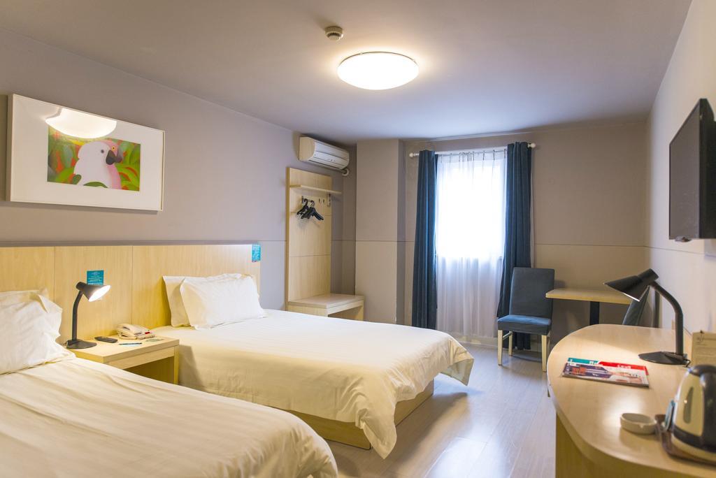 Jinjiang Inn Shanghai Lu Jiabang Road Екстер'єр фото